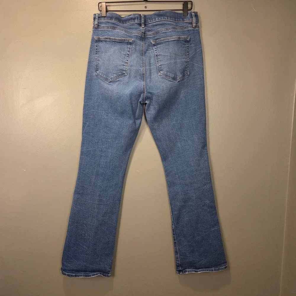 Loft Women's The Boot Bootcut Jeans Size 31/12, Medium‎ Wash Denim
